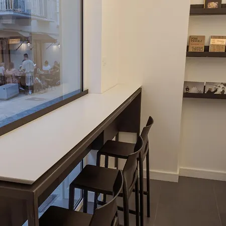 Nel Blu Dipinto Di Blu Bed & Breakfast 4*