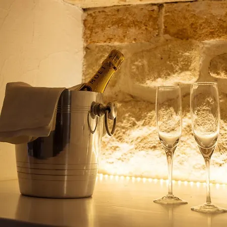Nel Blu Dipinto Di Blu Bed & Breakfast 3*