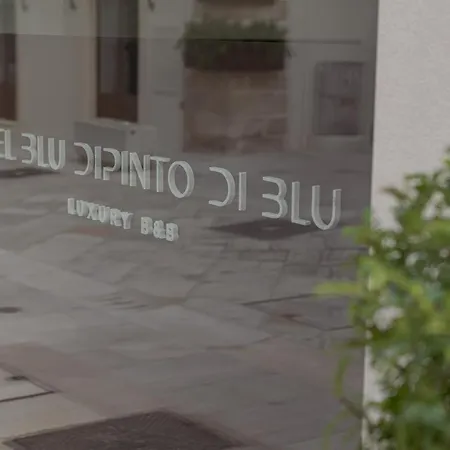 Nel Blu Dipinto Di Blu פולינאנו א מארה