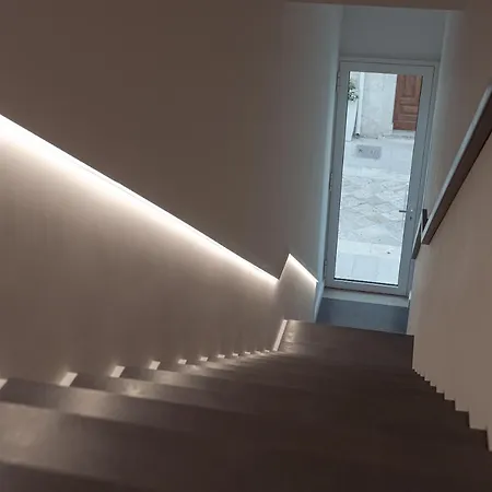 Nel Blu Dipinto Di Blu 4*