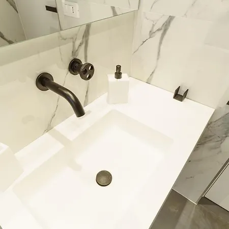 Nel Blu Dipinto Di Blu