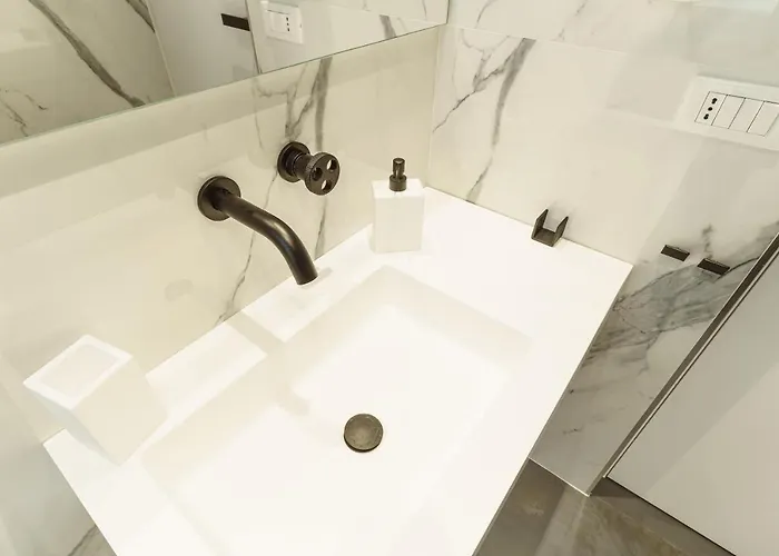 Nel Blu Dipinto Di Blu